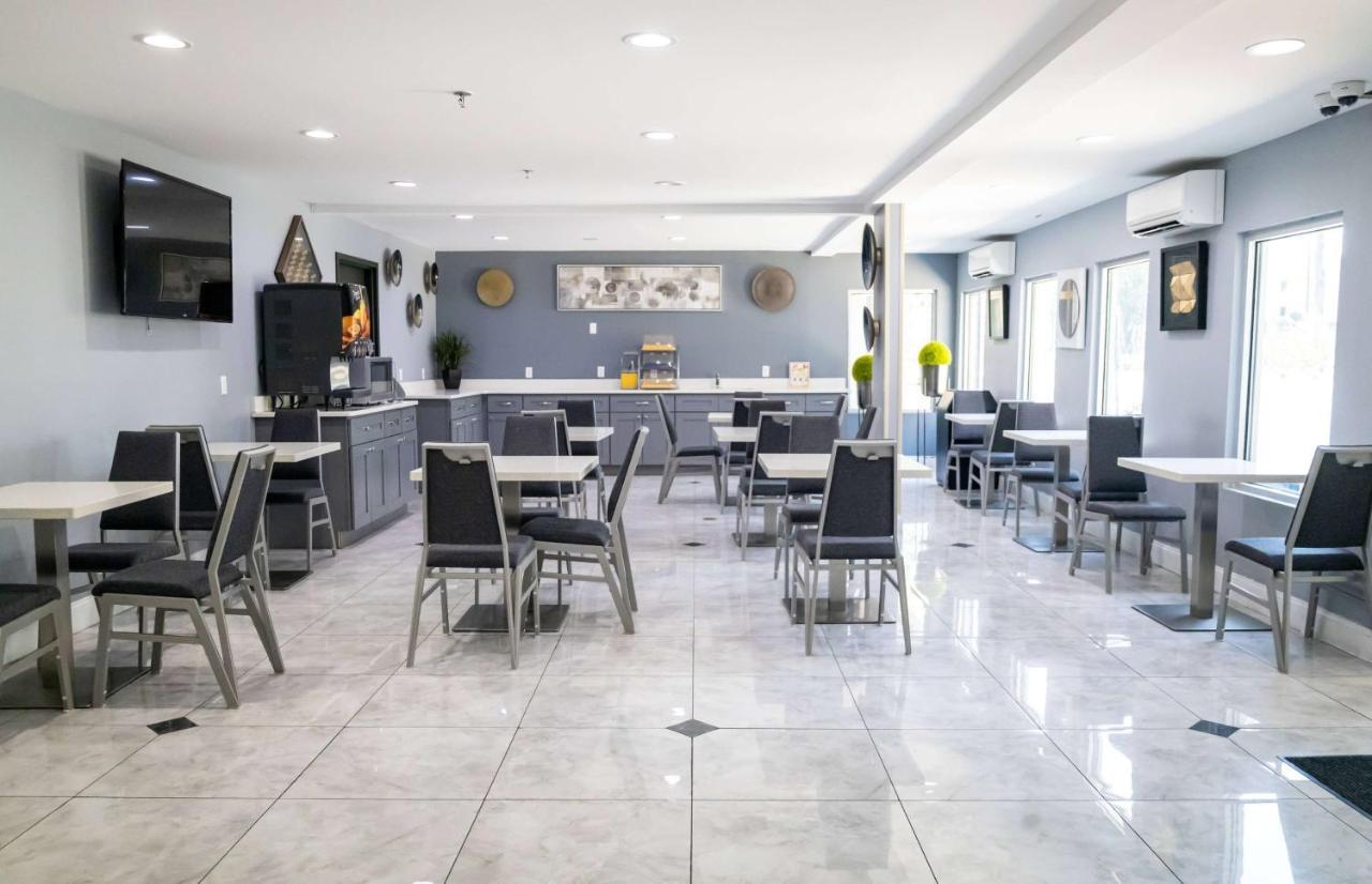 Days Inn By Wyndham College Park Atlanta Airport South Екстериор снимка