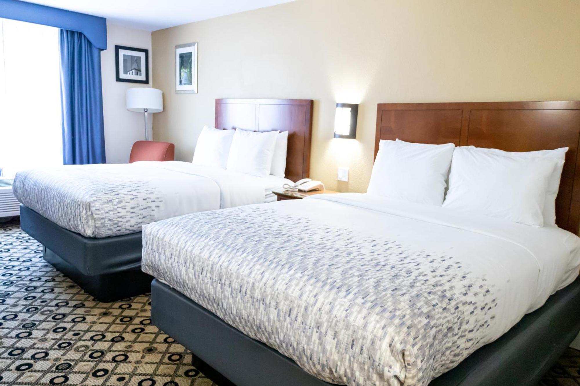 Days Inn By Wyndham College Park Atlanta Airport South Екстериор снимка